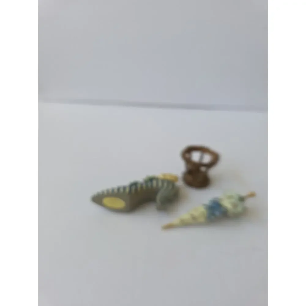 Suzette Resin Deco Stripe Daisy Shoe And Polkadot Umbrella Sandy Lynam Clough